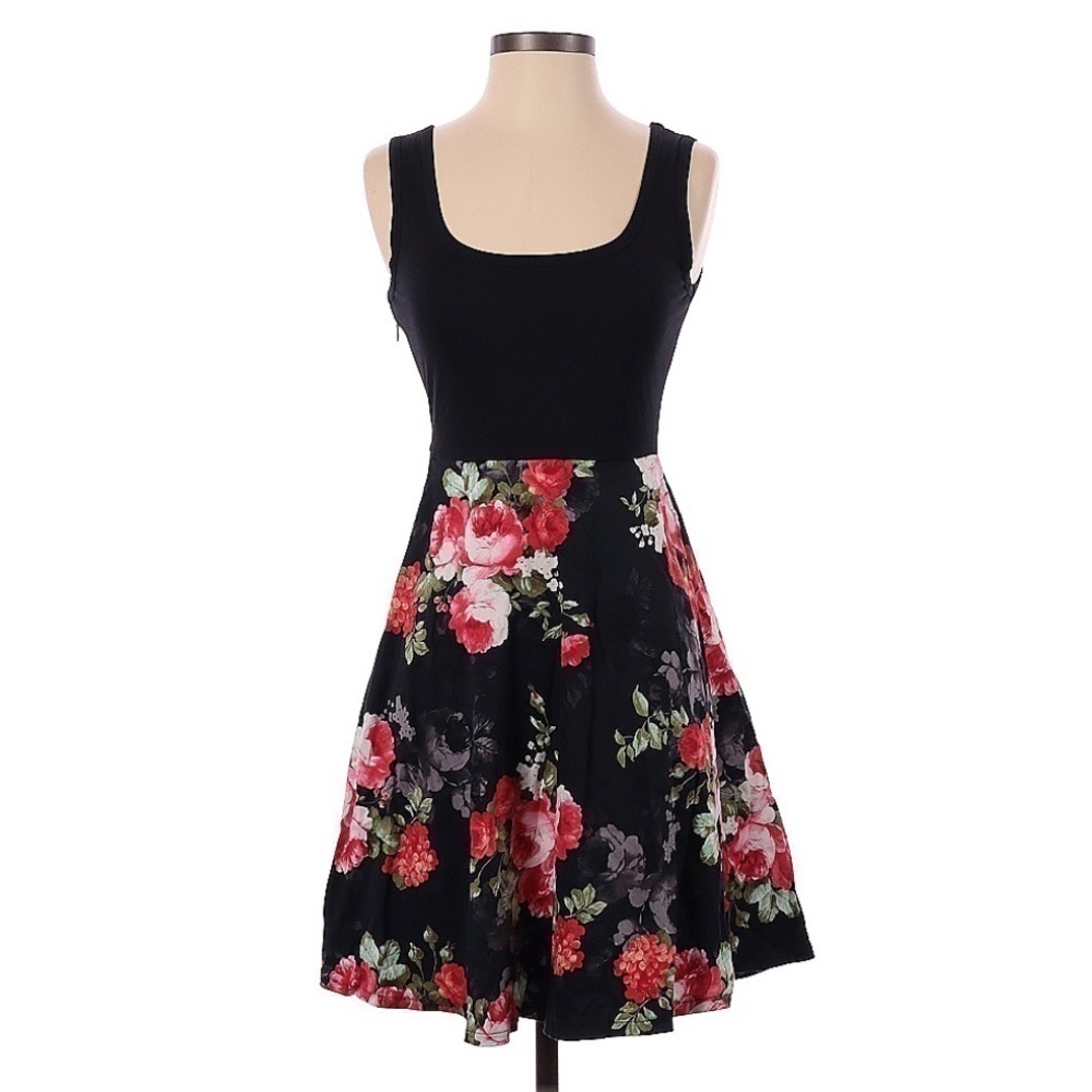 Kira Floral Dress | SIZE S